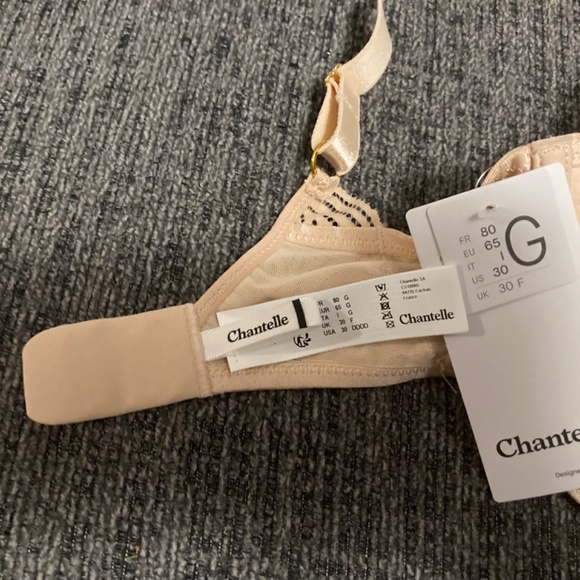 Chantelle T-Shirt Bra NWT - Picture 2 of 4